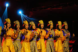 Pentas seni & budaya